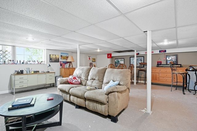 139 Salem End Road, Framingham, MA 01702