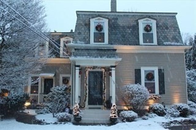 139 Salem End Road, Framingham, MA 01702