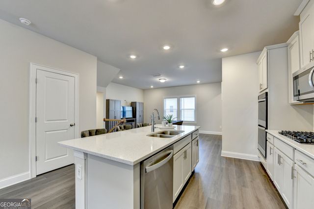 2756 Devon Vale Street, Lawrenceville, GA 30044