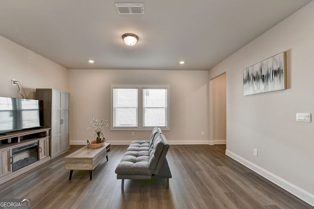 2756 Devon Vale Street, Lawrenceville, GA 30044