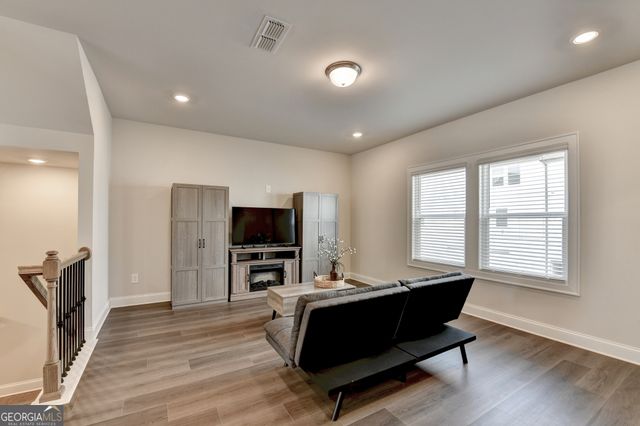 2756 Devon Vale Street, Lawrenceville, GA 30044