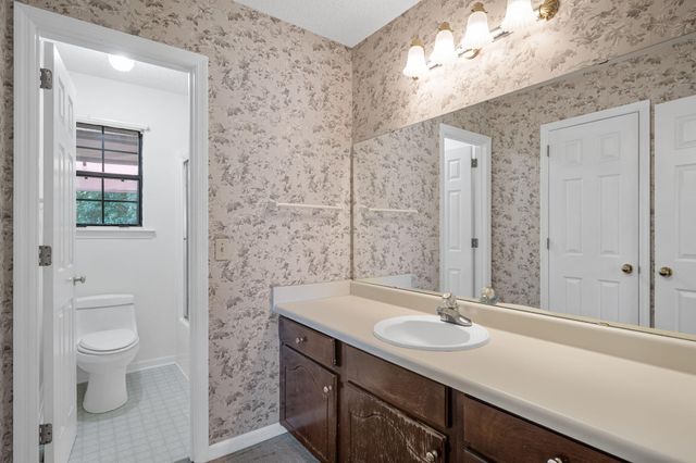 612 Northbrook Drive, Hixson, TN 37343