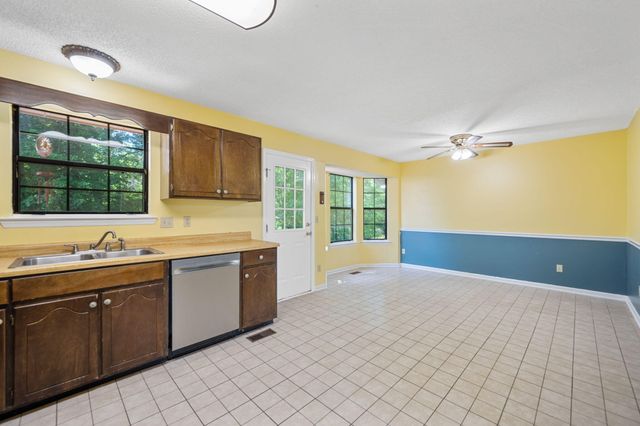 612 Northbrook Drive, Hixson, TN 37343