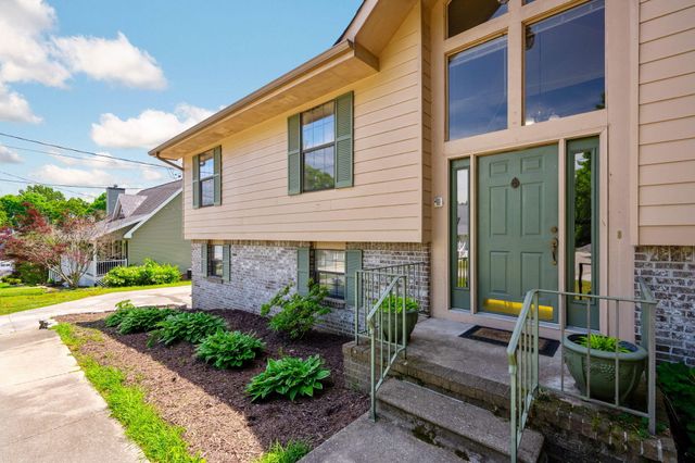 612 Northbrook Drive, Hixson, TN 37343