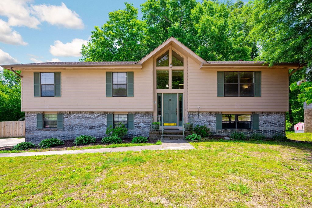 612 Northbrook Drive, Hixson, TN 37343