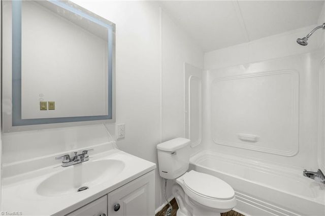 184 Kids Lane, Mayodan, NC 27027