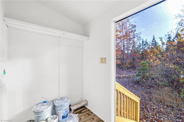 184 Kids Lane, Mayodan, NC 27027