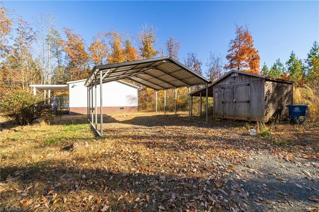 184 Kids Lane, Mayodan, NC 27027