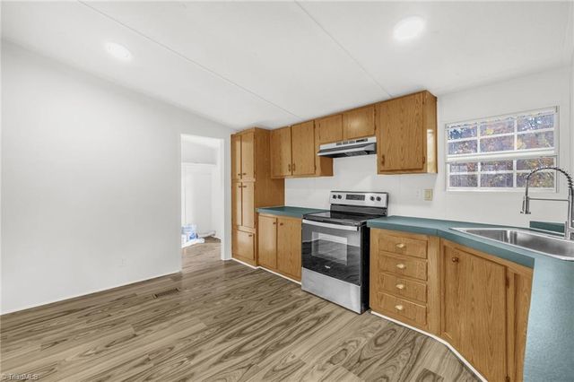 184 Kids Lane, Mayodan, NC 27027