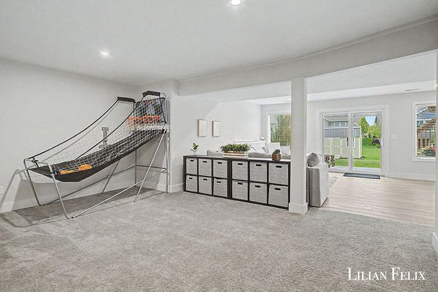 8825 Emerado Road, Jenison, MI 49428