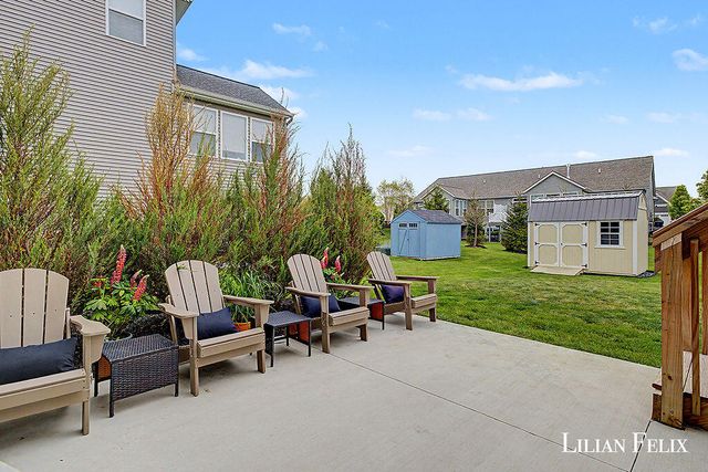 8825 Emerado Road, Jenison, MI 49428