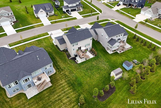 8825 Emerado Road, Jenison, MI 49428