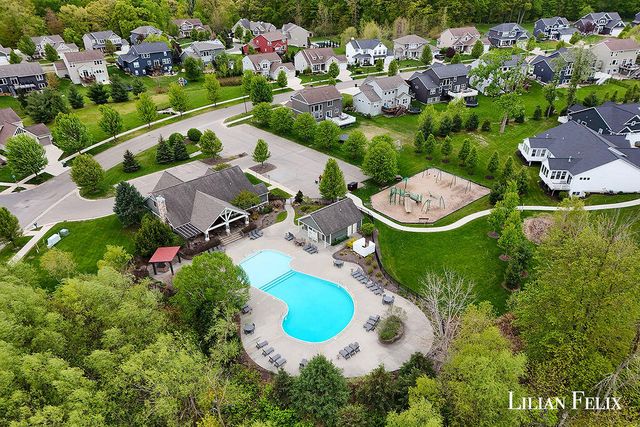 8825 Emerado Road, Jenison, MI 49428