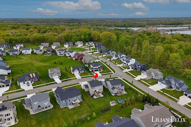 8825 Emerado Road, Jenison, MI 49428