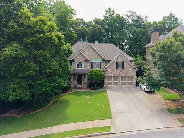 2204 Hollowbrooke Ct NW, Acworth, GA 30101