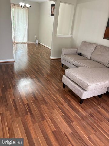 12294 DAPPLE GRAY CT, Woodbridge, VA 22192