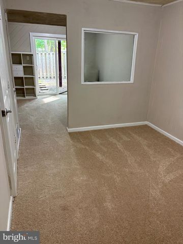 12294 DAPPLE GRAY CT, Woodbridge, VA 22192