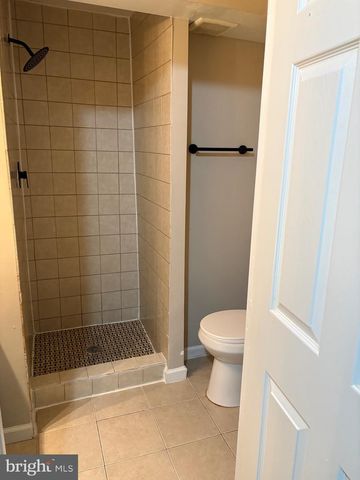 12294 DAPPLE GRAY CT, Woodbridge, VA 22192