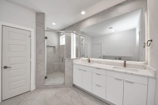 13105 Moncloa Drive, Houston, TX 77047