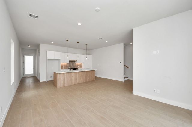 13105 Moncloa Drive, Houston, TX 77047