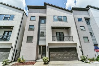 10806 Warwana Road G, Houston, TX 77043