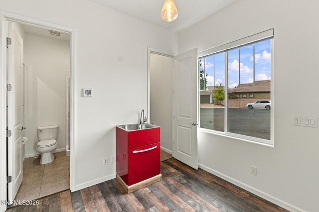 9715 Avitara Way, Reno, NV 89521