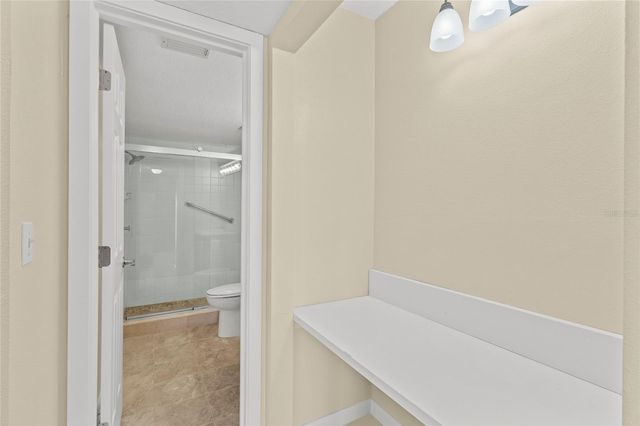 1511 PELICAN POINT DRIVE 279, Sarasota, FL 34231