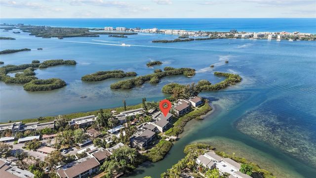 1511 PELICAN POINT DRIVE 279, Sarasota, FL 34231