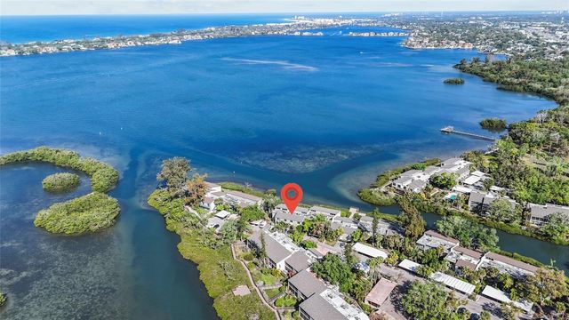 1511 PELICAN POINT DRIVE 279, Sarasota, FL 34231