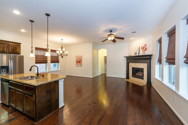 1008 Lone Ivory Trail, Arlington, TX 76005