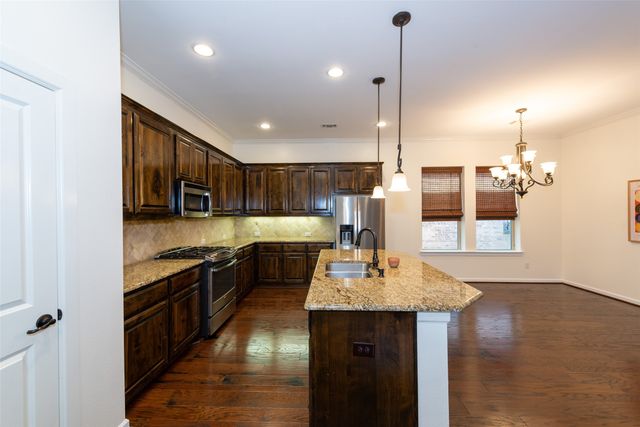 1008 Lone Ivory Trail, Arlington, TX 76005