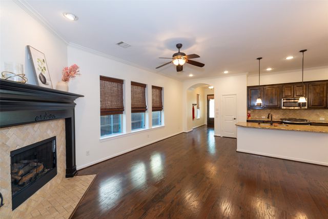 1008 Lone Ivory Trail, Arlington, TX 76005