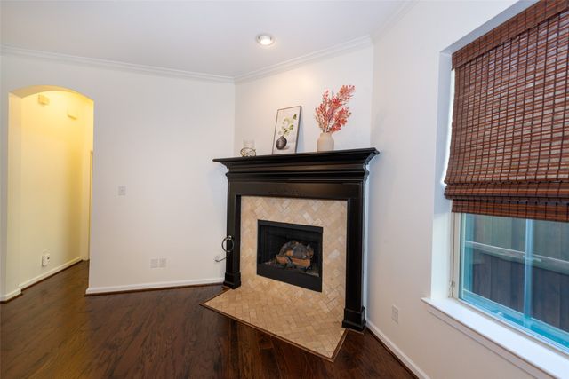 1008 Lone Ivory Trail, Arlington, TX 76005