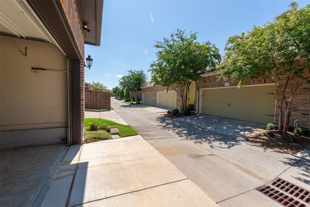 1008 Lone Ivory Trail, Arlington, TX 76005