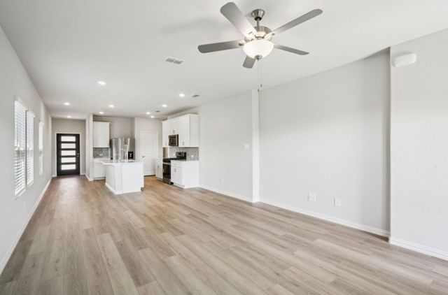 710 Leavenworth Drive, Mckinney, TX 75071