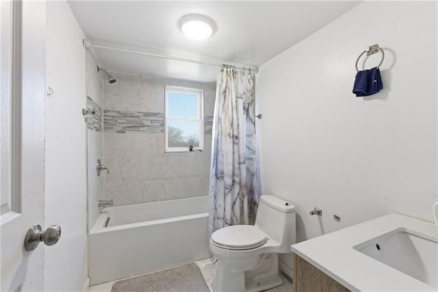 751 Stewart Avenue, Kansas City, KS 66101