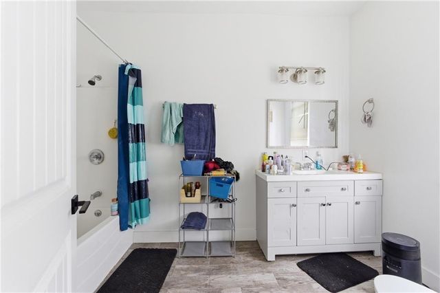 751 Stewart Avenue, Kansas City, KS 66101