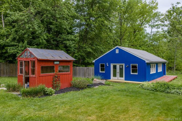 5319 Searsville Road, Pine Bush, NY 12566
