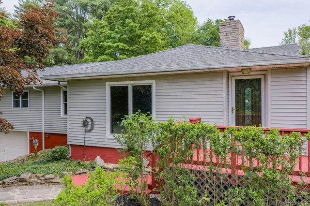 5319 Searsville Road, Pine Bush, NY 12566