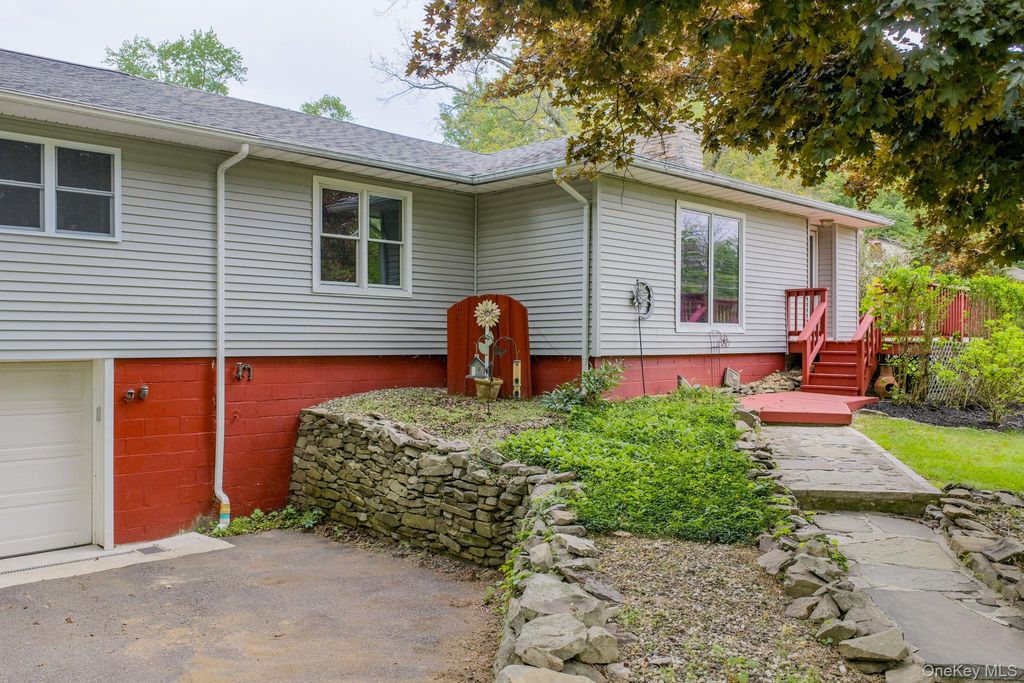 5319 Searsville Road, Pine Bush, NY 12566
