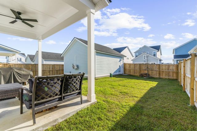109 Marions Oak Drive, Summerville, SC 29486