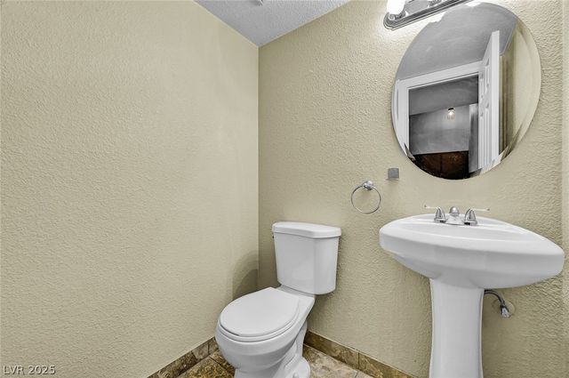 311 Brookside Lane B, Las Vegas, NV 89107