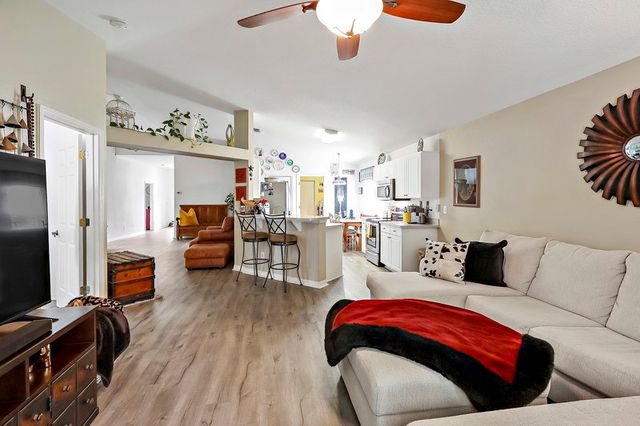 587 Cottonwood Road, Sebastian, FL 32958