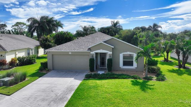 587 Cottonwood Road, Sebastian, FL 32958