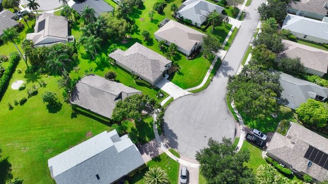 587 Cottonwood Road, Sebastian, FL 32958