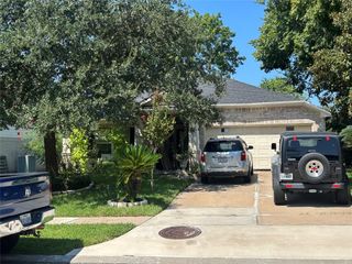 7610 Clarendon Bend Lane, Richmond, TX 77407