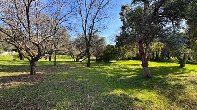 6705 Ravine Ct, Newcastle, CA 95658