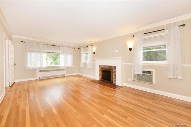 7503 196th Street, Fresh Meadows, NY 11366
