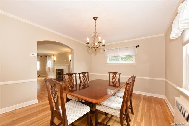 7503 196th Street, Fresh Meadows, NY 11366