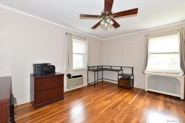 7503 196th Street, Fresh Meadows, NY 11366